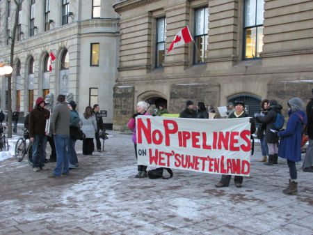 No Pipelines_Ottawa Photo: Andy Crosby